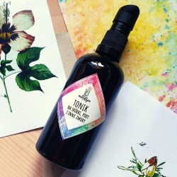 Nowa Kosmetyka Tonik na skórki, pory i inne zmory 2